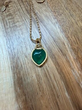 Clare v Gold Teardrop Green Pendant